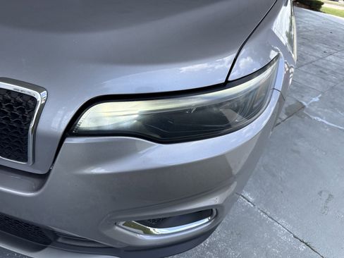 Used 2019 Jeep Cherokee Limited FWD image 6