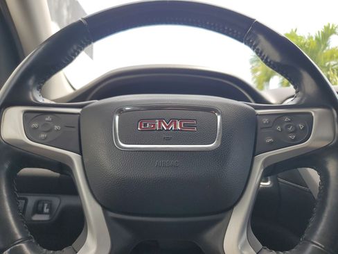 Used 2018 GMC Acadia SLE w/ LPO, Cargo Package FWD image 23