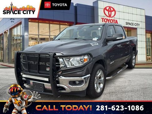 Used 2020 RAM 1500 Lone Star AWD/4WD image 1