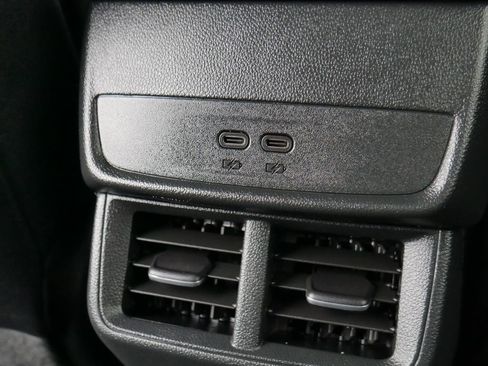 Used 2026 Chevrolet Equinox LT w/ Convenience Package II image 22