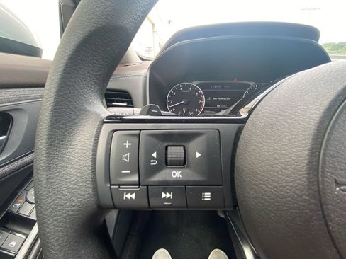 Used 2023 Nissan Rogue SV AWD/4WD image 13