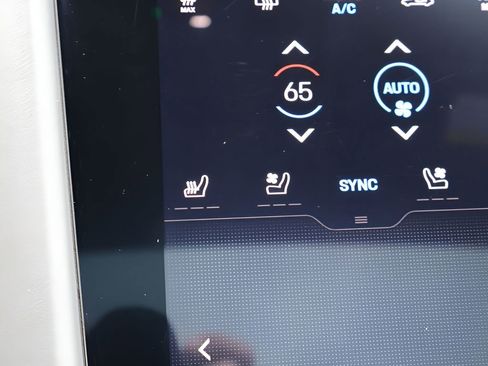 Used 2020 Porsche Taycan 4S image 23