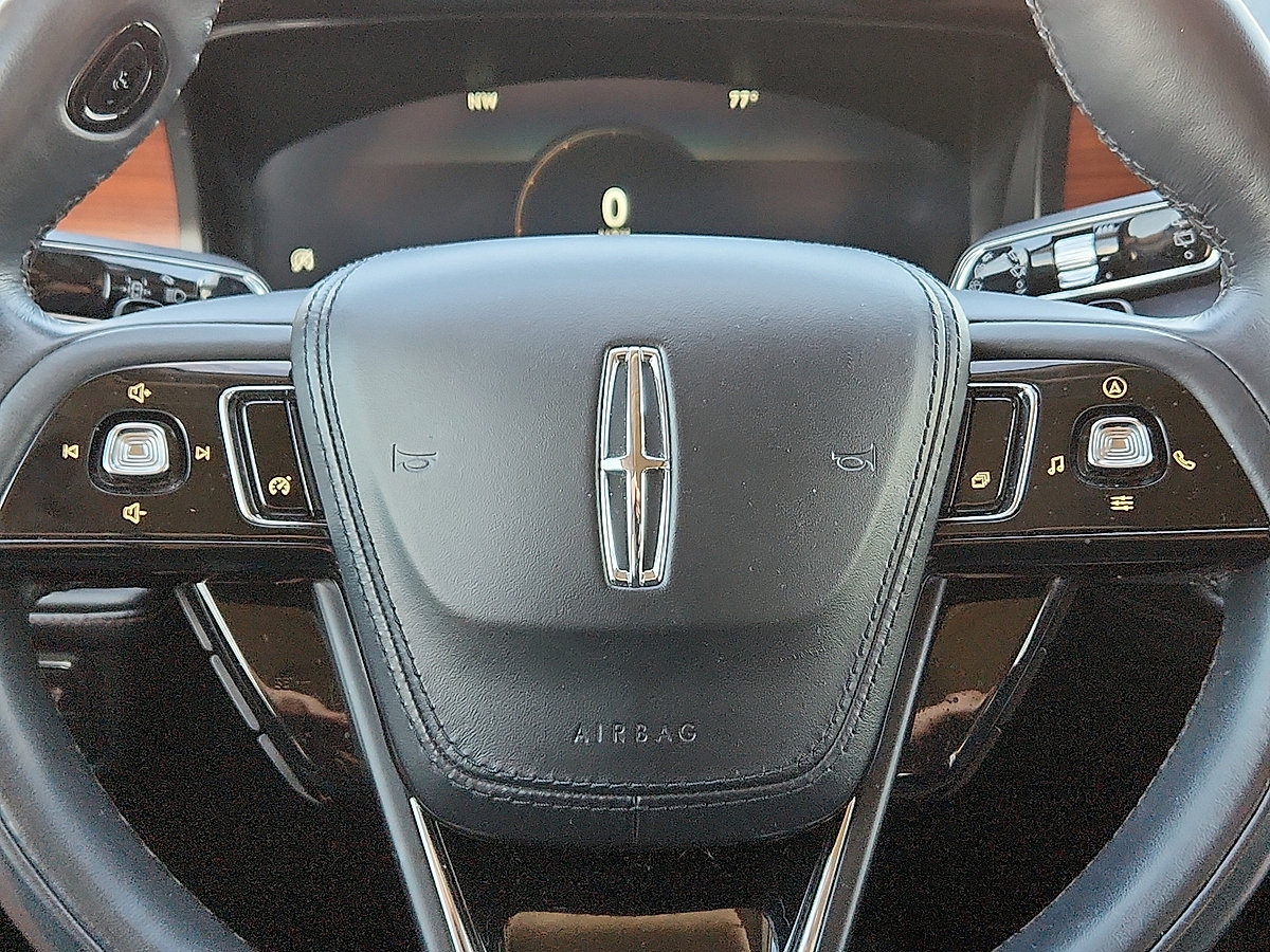 Used 2021 Lincoln Aviator Reserve w/ Elements Package Plus AWD/4WD image 11
