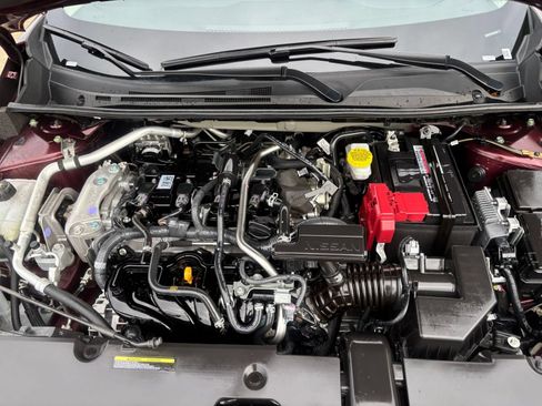 Used 2025 Nissan Sentra SV FWD image 30