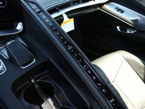 Used 2024 Chevrolet Corvette Stingray Premium Conv w/ Z51 Performance Package RWD image 26