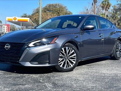 Used 2023 Nissan Altima 2.5 SV
