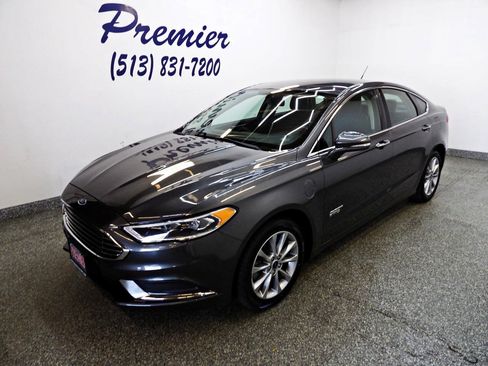 Used 2018 Ford Fusion Energi SE FWD image 1
