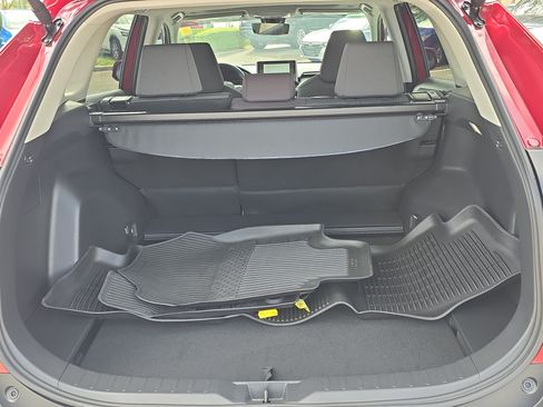 Used 2025 Toyota RAV4 XLE w/ Convenience Package FWD image 10