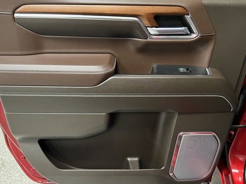 Used 2023 GMC Sierra 1500 Denali w/ Denali Reserve Package image 39