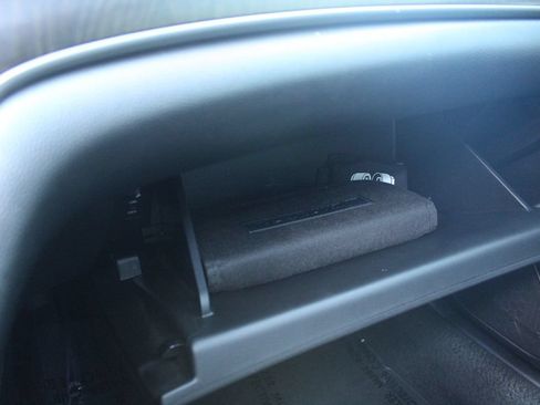 Used 2021 Honda Accord Touring image 31