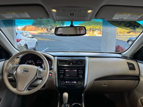 Used 2014 Nissan Altima 3.5 SL image 9