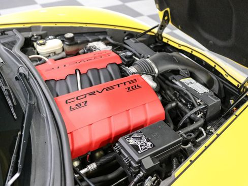 Used 2007 Chevrolet Corvette Z06 w/ Preferred Equipment Group RWD image 19