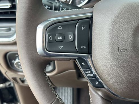 New 2026 RAM 1500 Laramie w/ Laramie Preferred Package AWD/4WD image 8
