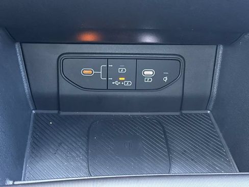 Used 2026 Kia Sportage EX FWD image 25