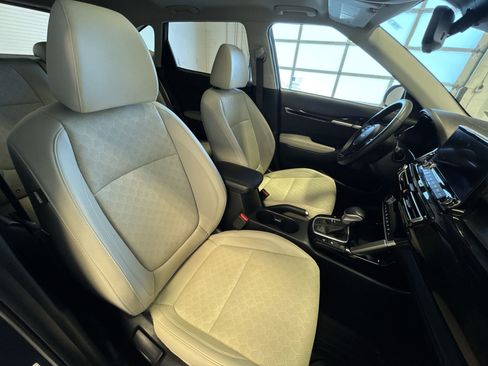 Used 2023 Kia Seltos EX image 25