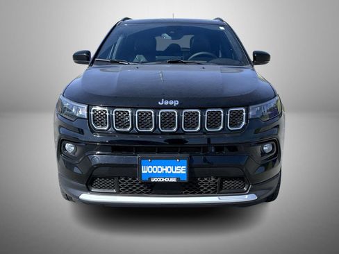 Used 2023 Jeep Compass Limited w/ Sun and Sound Group AWD/4WD image 2