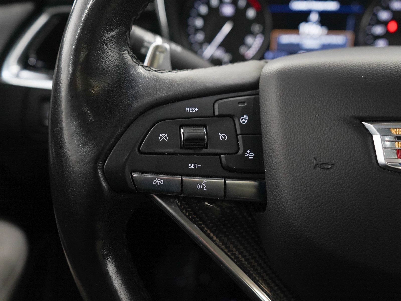 Used 2020 Cadillac XT6 Premium Luxury FWD image 24