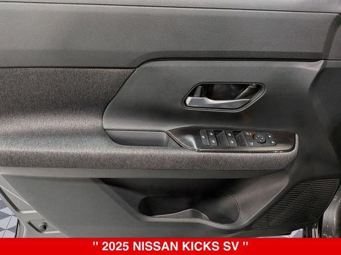 Certified 2025 Nissan Kicks SV w/ SV Premium Package AWD/4WD image 15