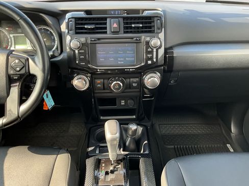 Used 2019 Toyota 4Runner TRD Off-Road Premium AWD/4WD image 11