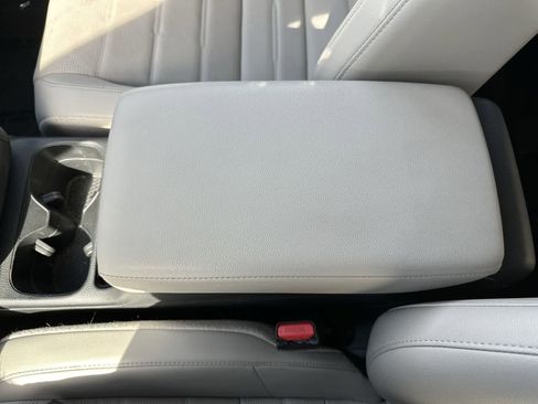 Used 2024 Honda CR-V EX-L image 21
