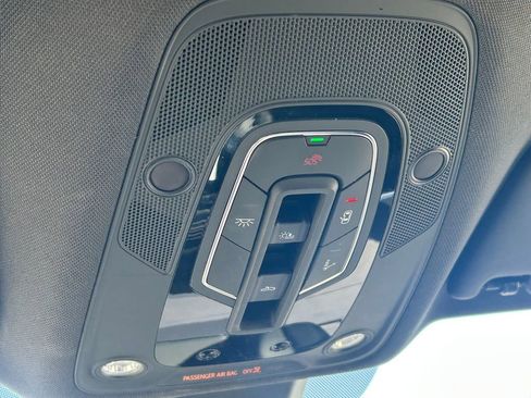 Used 2025 Audi Q5 2.0T Premium image 18