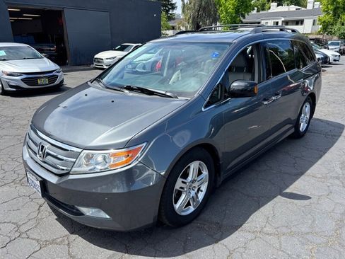 Used 2012 Honda Odyssey Touring image 9