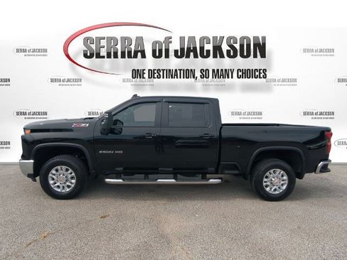 Used 2026 Chevrolet Silverado 2500 LT w/ All Star Edition AWD/4WD image 6