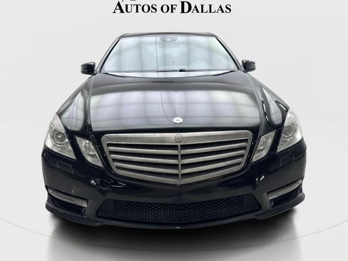 Used 2013 Mercedes-Benz E 350 4MATIC Sedan image 3