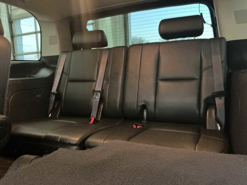 Used 2013 GMC Yukon Denali image 25