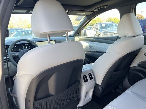 Certified 2026 Hyundai Tucson Limited w/ Tow & Go Package image 32