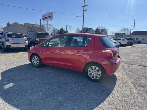 Used 2014 Toyota Yaris LE image 29