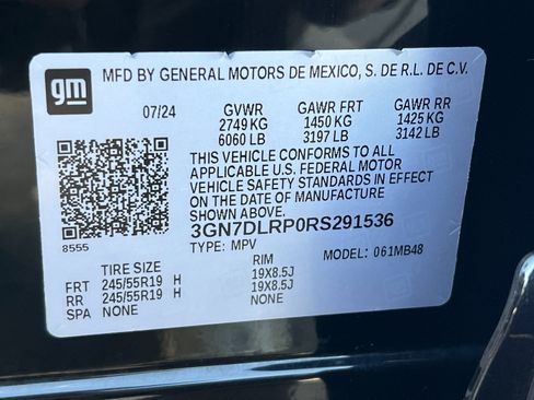 Used 2024 Chevrolet Equinox EV LT FWD image 28