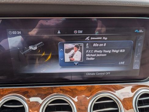 Used 2019 Mercedes-Benz E 300 image 14