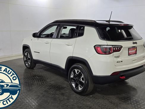 Used 2018 Jeep Compass Trailhawk w/ Leather Interior Group AWD/4WD image 5