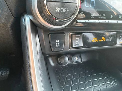 Used 2023 Toyota RAV4 SE w/ Weather & Moonroof Package AWD/4WD image 34