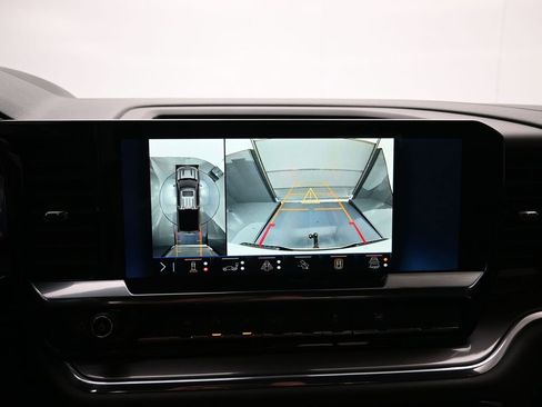 Certified 2024 Chevrolet Silverado 1500 High Country w/ High Country Premium Package image 19