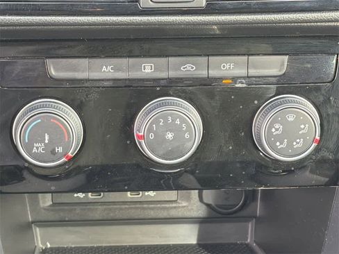 Used 2024 Volkswagen Taos S image 28