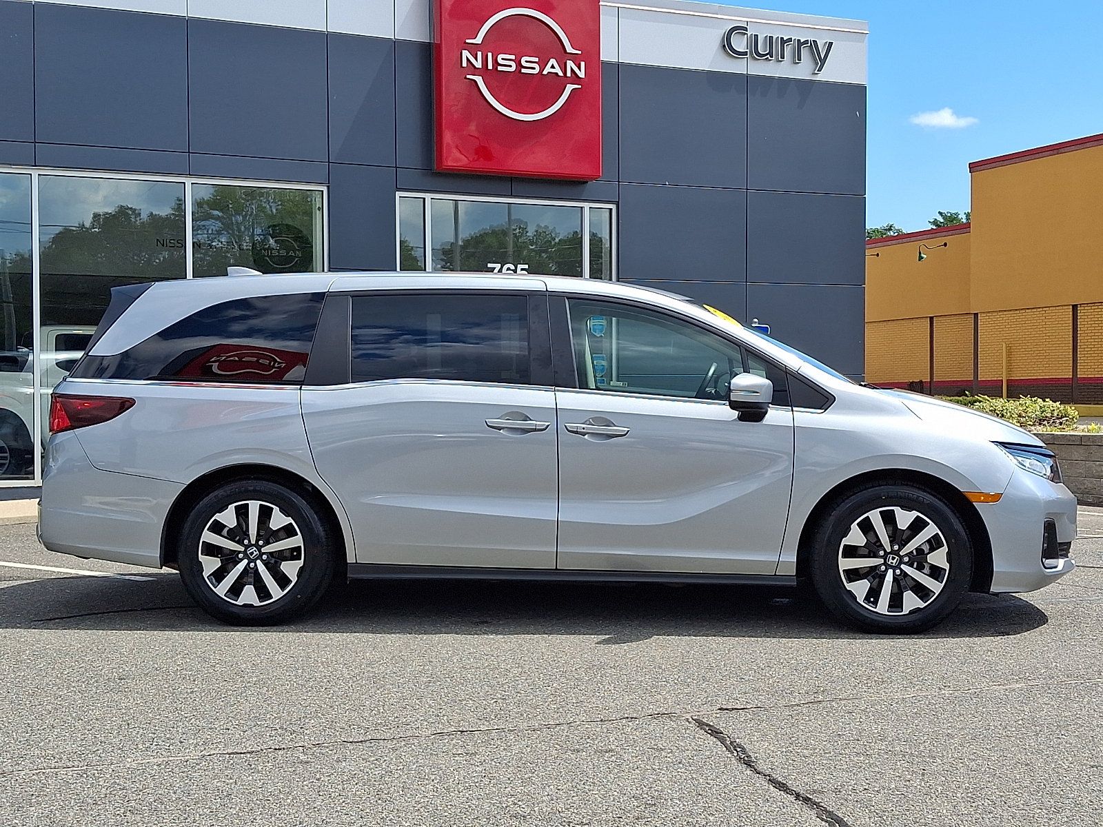 Used 2025 Honda Odyssey EX-L image 8