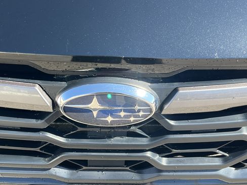 Used 2025 Subaru Crosstrek 2.5i Premium AWD/4WD image 25