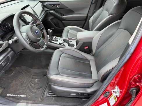 Used 2024 Subaru Crosstrek 2.5i Limited AWD/4WD image 10