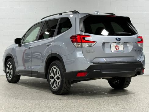 Used 2020 Subaru Forester Premium w/ Popular Package #1 AWD/4WD image 8