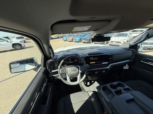 New 2026 GMC Sierra 1500 SLE image 19