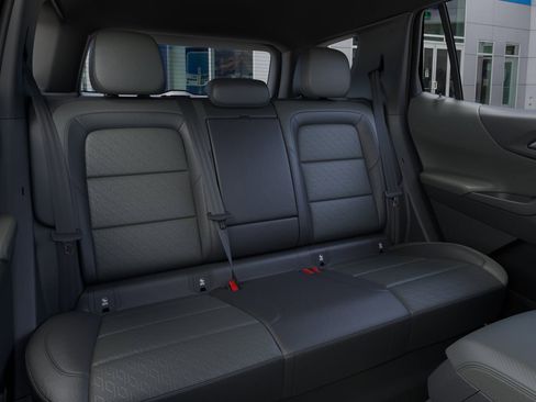 New 2026 Chevrolet Equinox LT w/ Convenience Package II image 41
