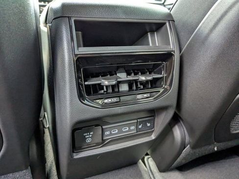 New 2026 Jeep Grand Cherokee Limited AWD/4WD image 15