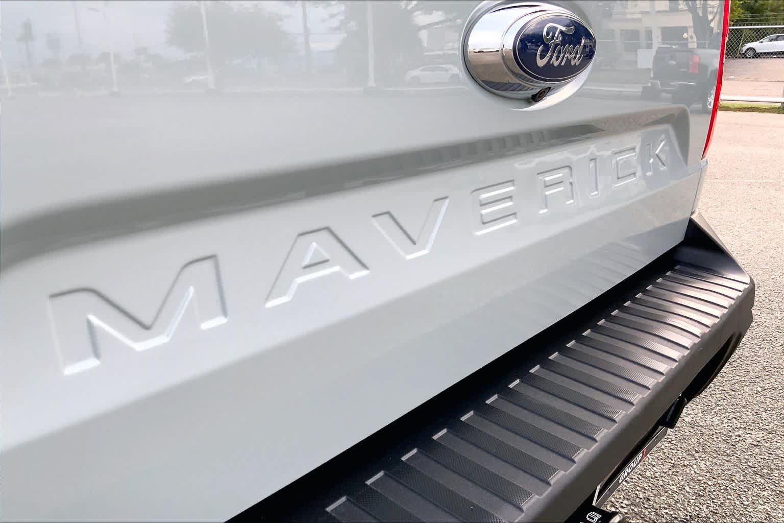 Used 2023 Ford Maverick XL FWD image 31
