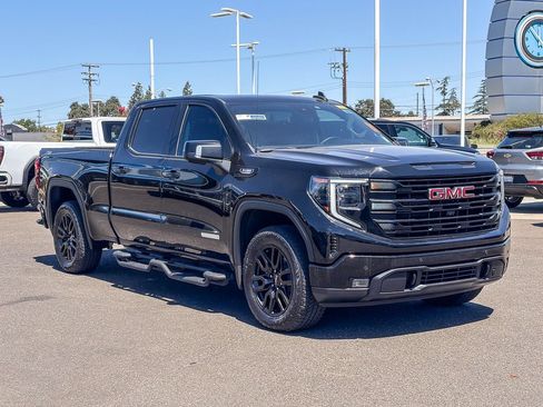 Used 2025 GMC Sierra 1500 Elevation AWD/4WD image 5