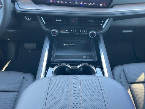 New 2026 Chevrolet Tahoe High Country w/ Sun And Tow Package image 15