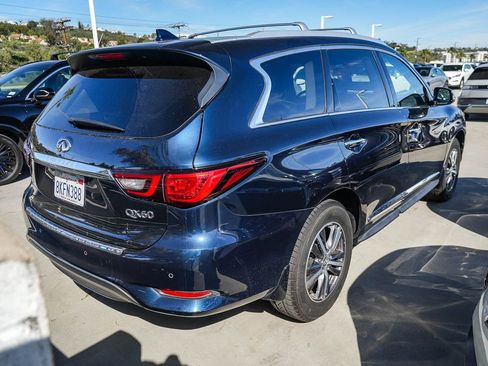Used 2019 INFINITI QX60 Luxe w/ Essential Package image 11