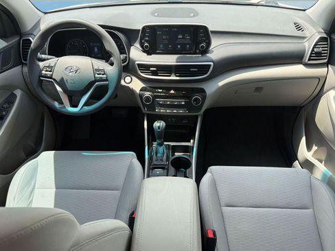 Used 2020 Hyundai Tucson Value FWD image 15