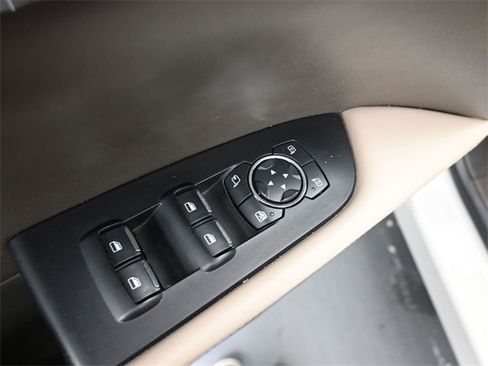 Used 2022 Lincoln Nautilus Reserve w/ Equipment Group 201A image 13